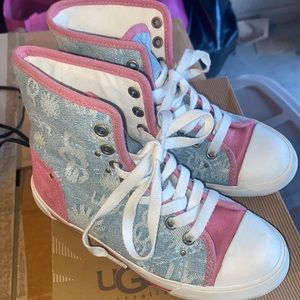 Ugg High Top Sneakers Girls 12 EUC